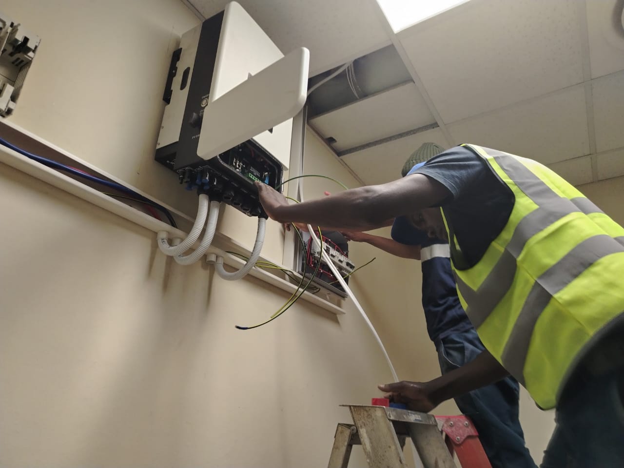 bedaf405-14ed-4f36-b63d-16f46e8ffe56